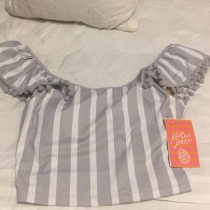 Kortni Jeane flounce top